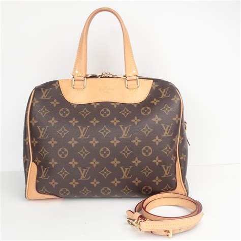 louis vuitton bags discontinued|louis vuitton retiro bag.